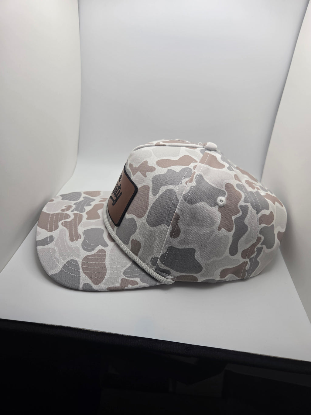 The Dirty brown patch TOAD rope hat in light camo